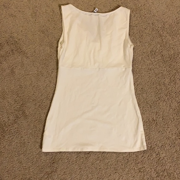 Express top in cream. Size small - Picture 6 of 8